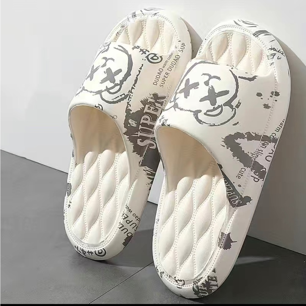 Men's Trendy Slip On Slide/Casual Walking Slippers